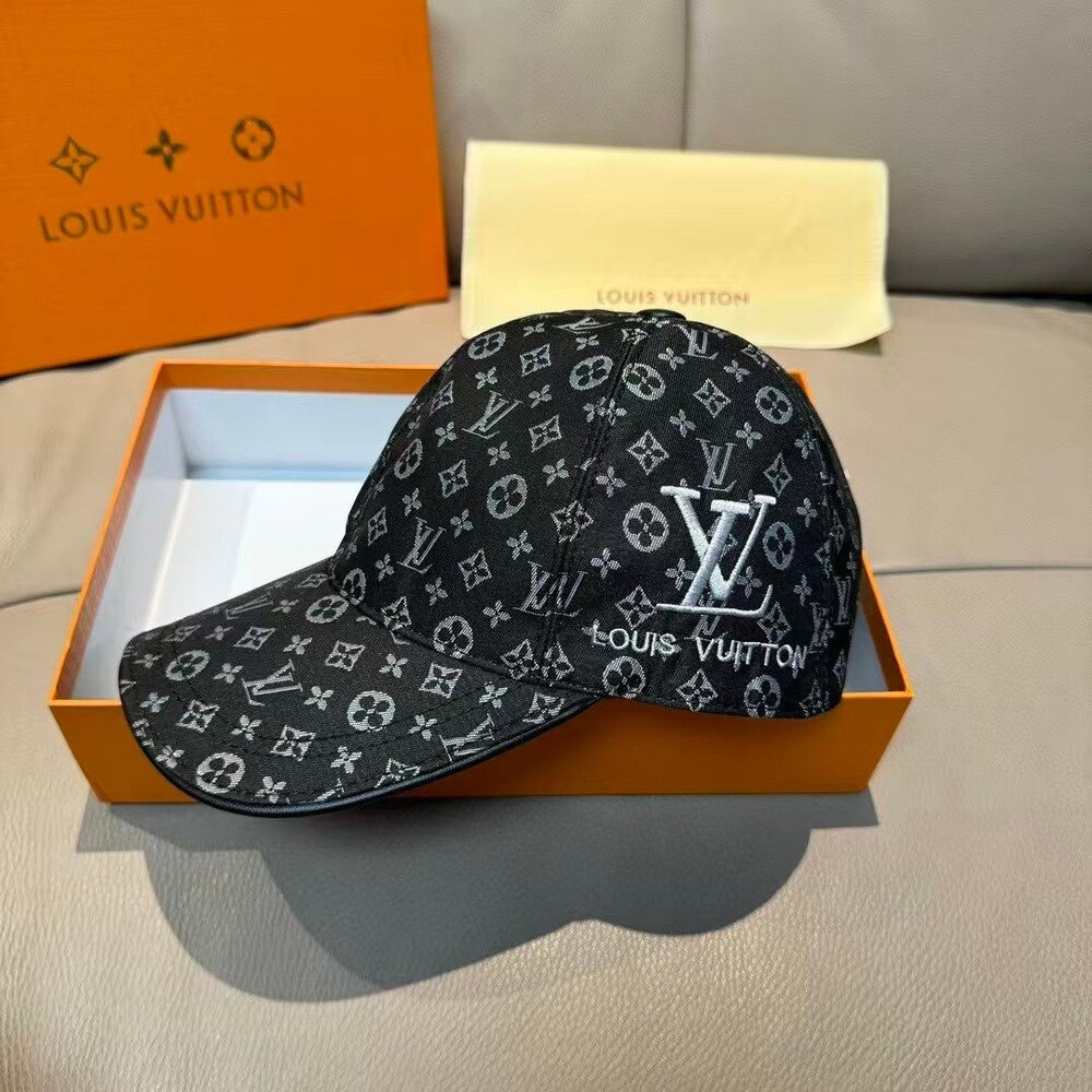 Louis Vuitton Monogram Baseball Cap Black - Picture 4 of 5
